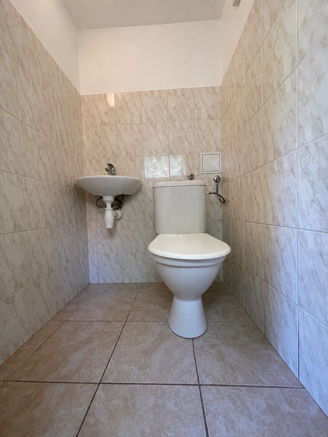 Samostatné WC